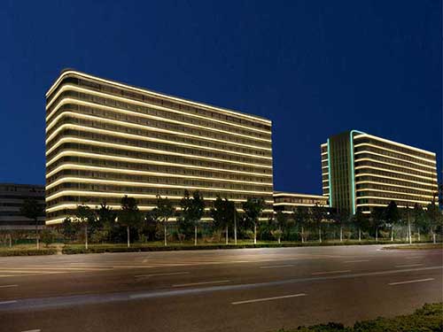 走進 [濟南正諾]，領略市政亮化風采與卓越產品魅力